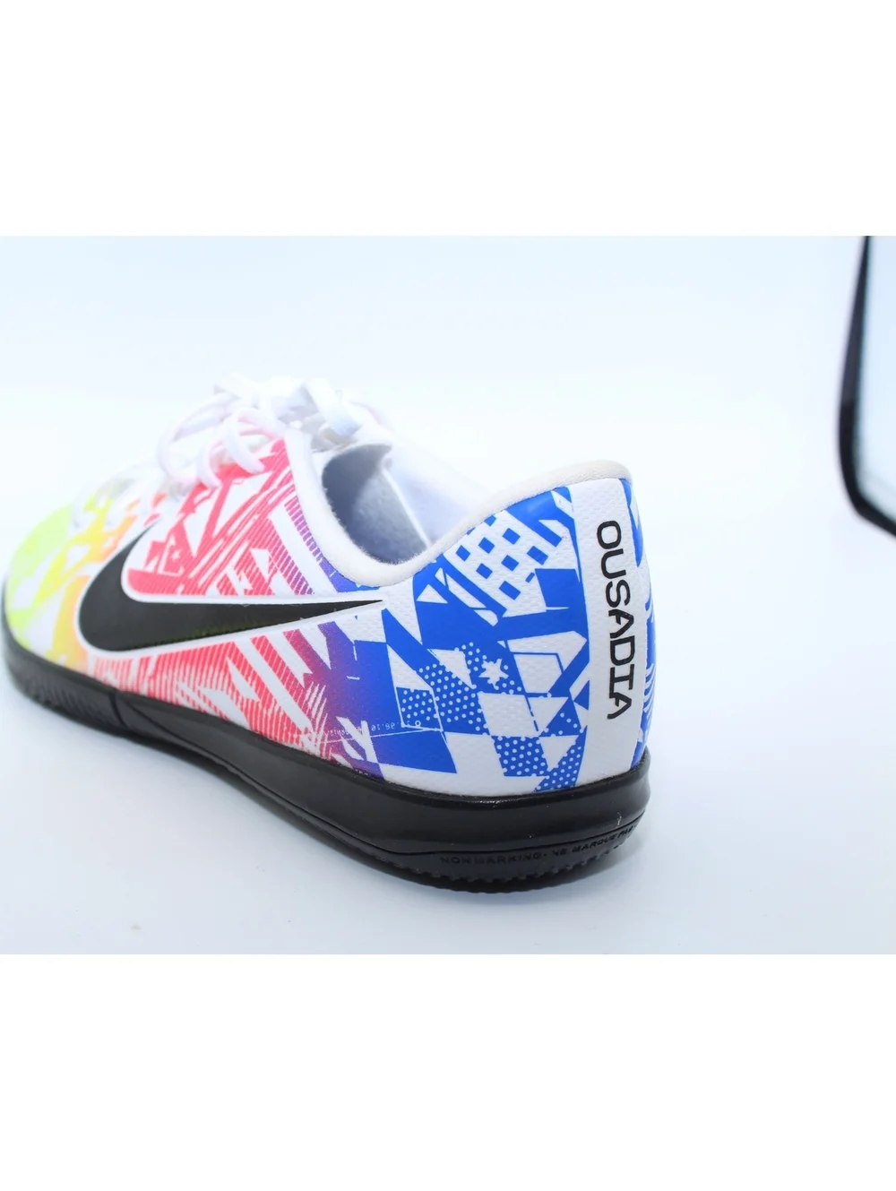 Nike shoes jr